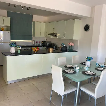 Ans Argaka Townhouse Paphos
